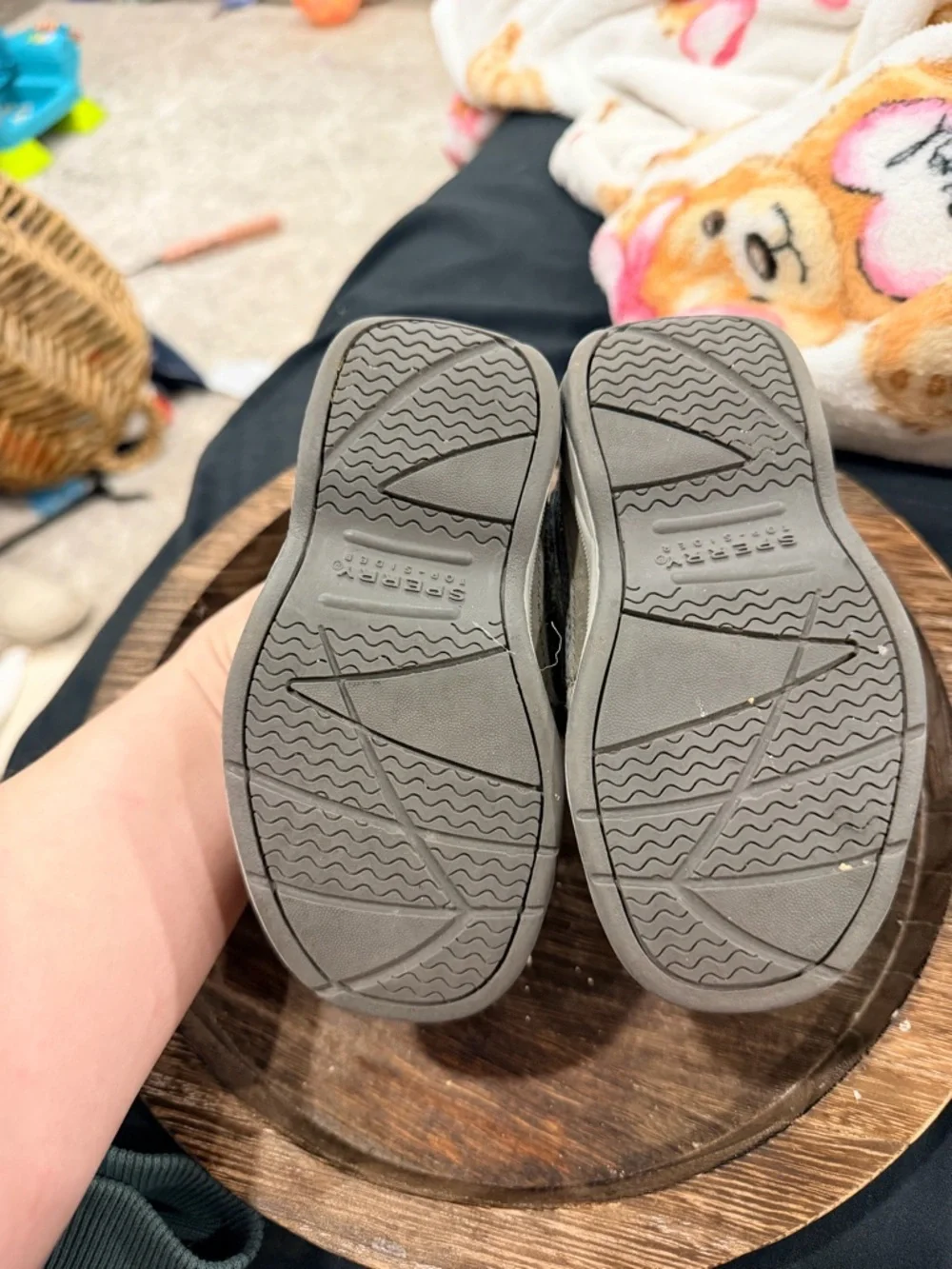 Sperry Landyard AC Kids Grey Suede Boat Shoes - Navy Laces